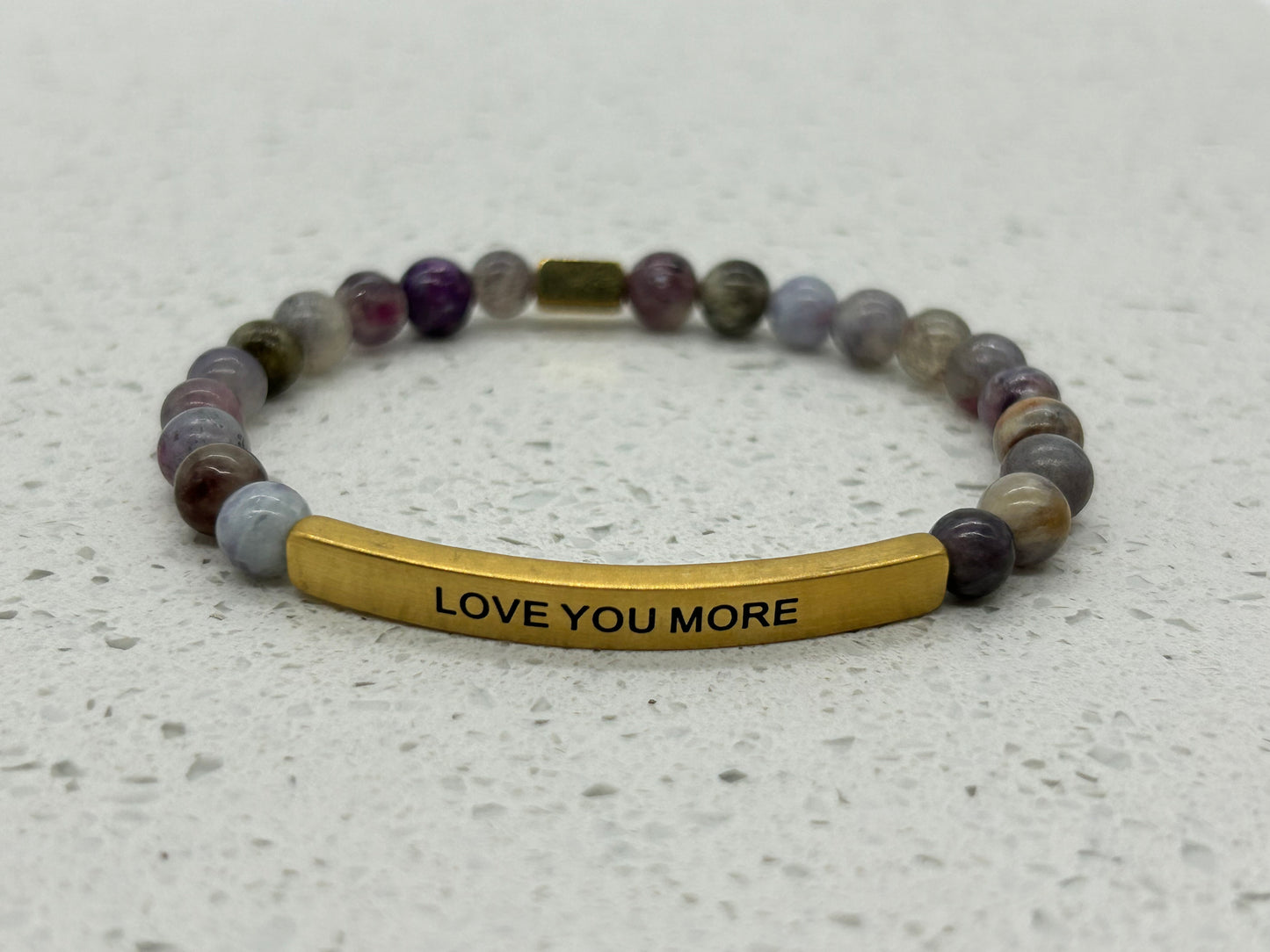 LOVE YOU MORE (1 pulsera con placa)