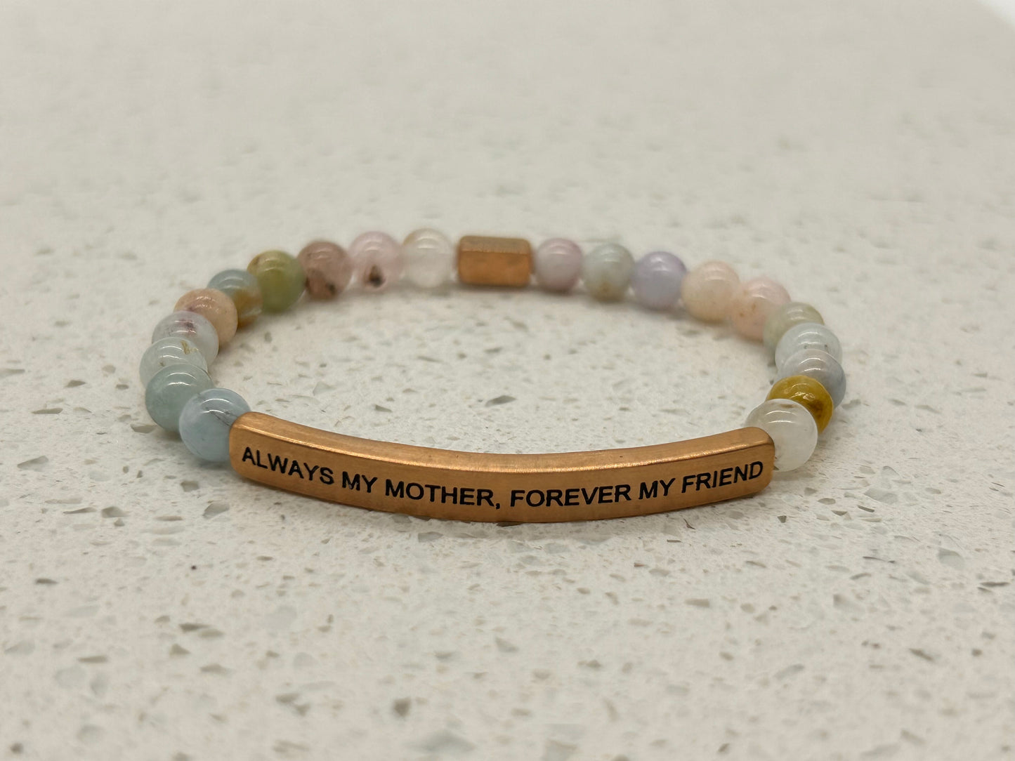 ALWAYS MY MOTHER, FOREVER MY FRIEND (1 pulsera con placa)