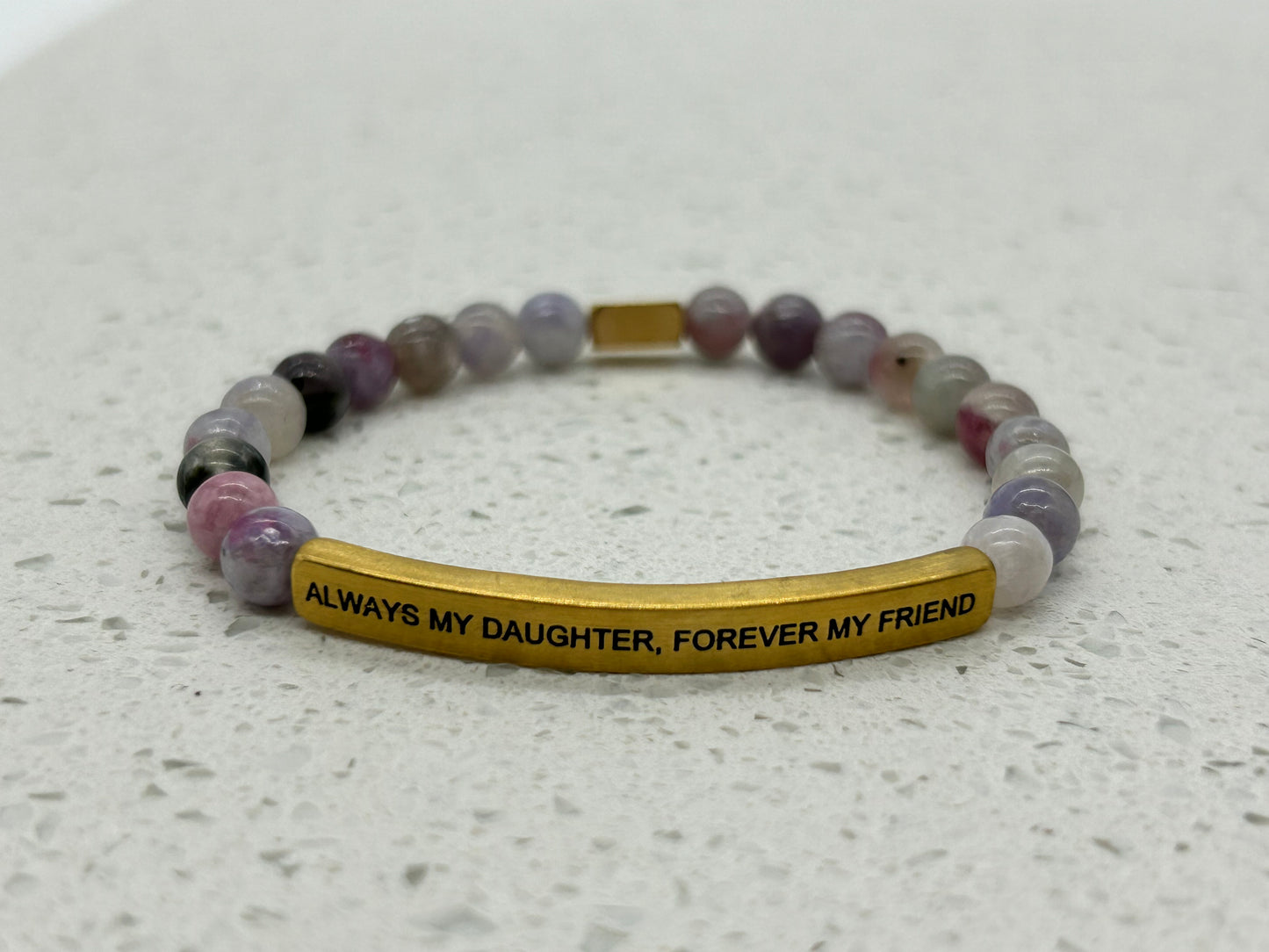 ALWAYS MY DAUGHTER, FOREVER MY FRIEND (1 pulsera con placa)