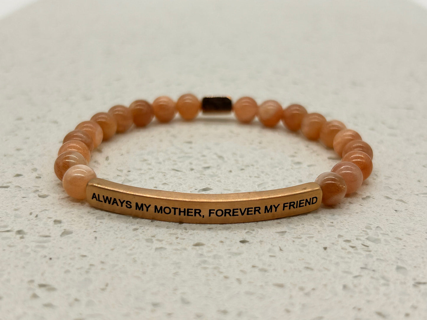 ALWAYS MY MOTHER, FOREVER MY FRIEND (1 pulsera con placa)