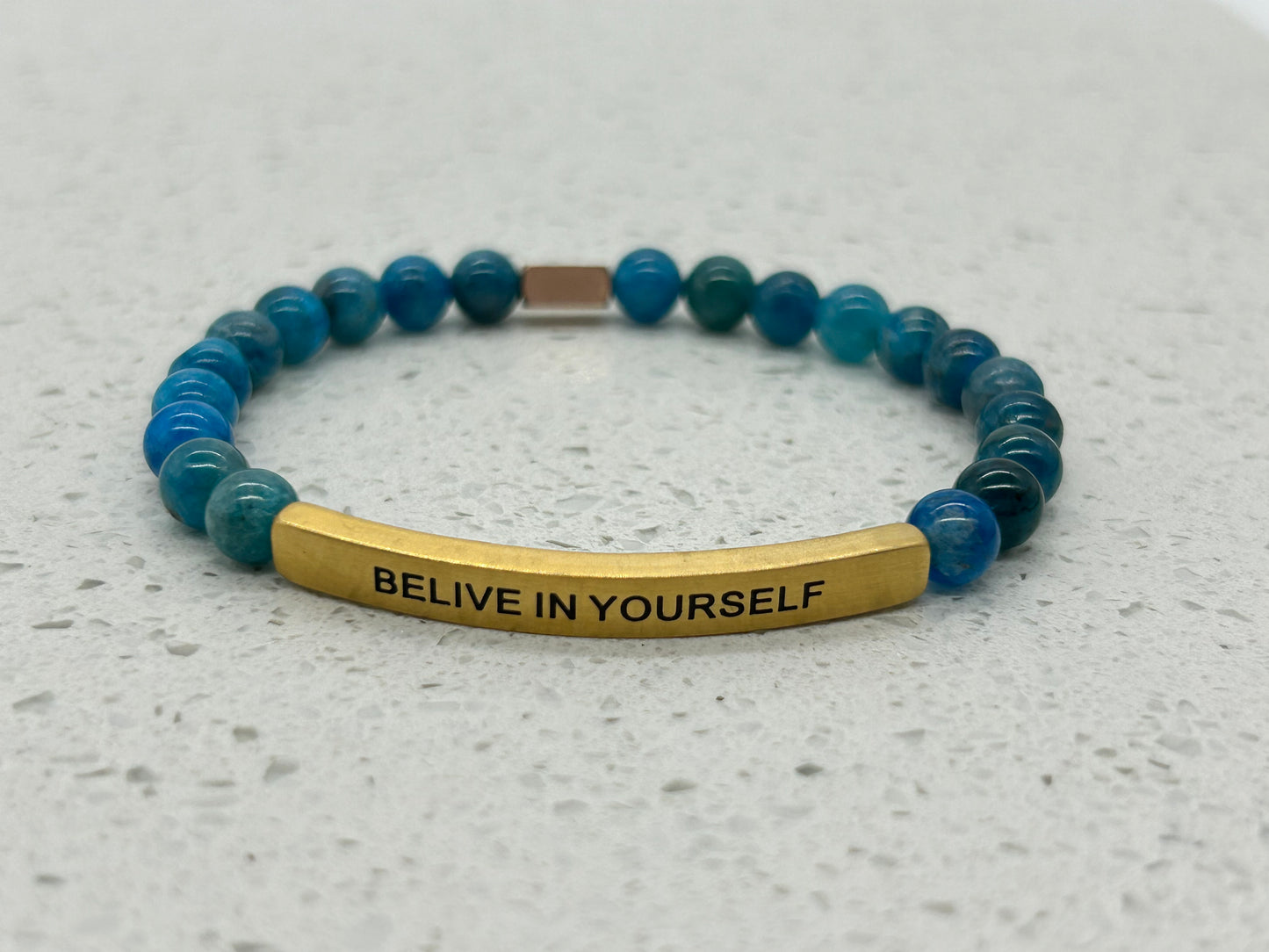 BELIVE IN YOURSELF (1 pulsera con placa)